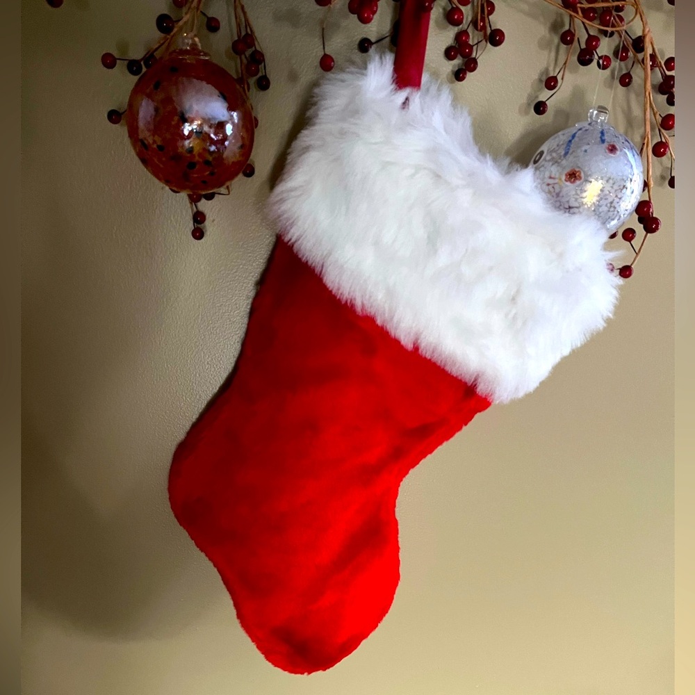 Red Plush Xmas Stocking w/ White Faux Fur Trim 18” New